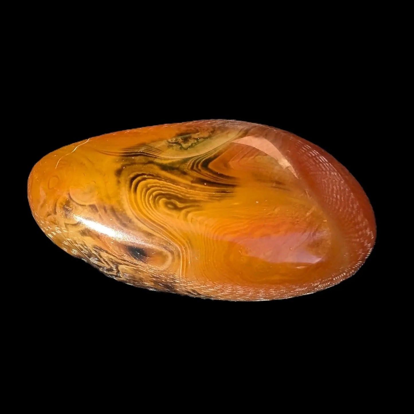 Crazy Lace Silk Banded Agate tumbled stone from Madagascar 35*54mm 68g Rocks and Things