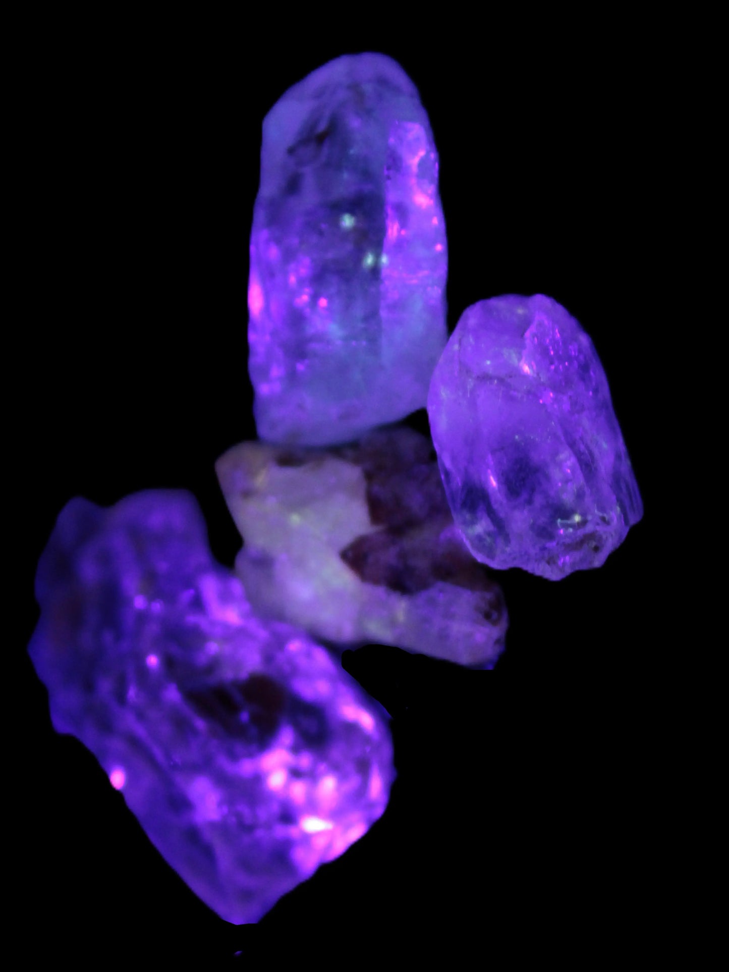 Fenster Enhydro Quartz with oil 1-6 crystals 11-18g Rocks and Things
