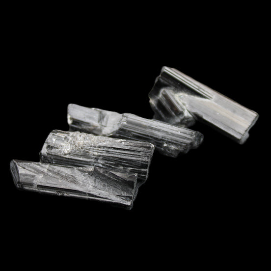 Black Tourmaline 3/4 natural crystals 22-36mm 14-16g in sunlight - Rocks and Things Store