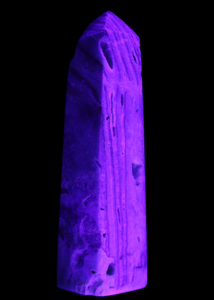 Caribbean aqua blue Calcite obelisk 539g in UV light - Rocks and Things Store