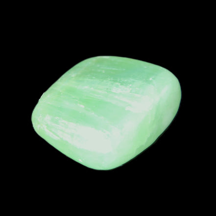 Green Aragonite tumbled stone 30mm 25-27g in sunlight - Rocks and Things Store
