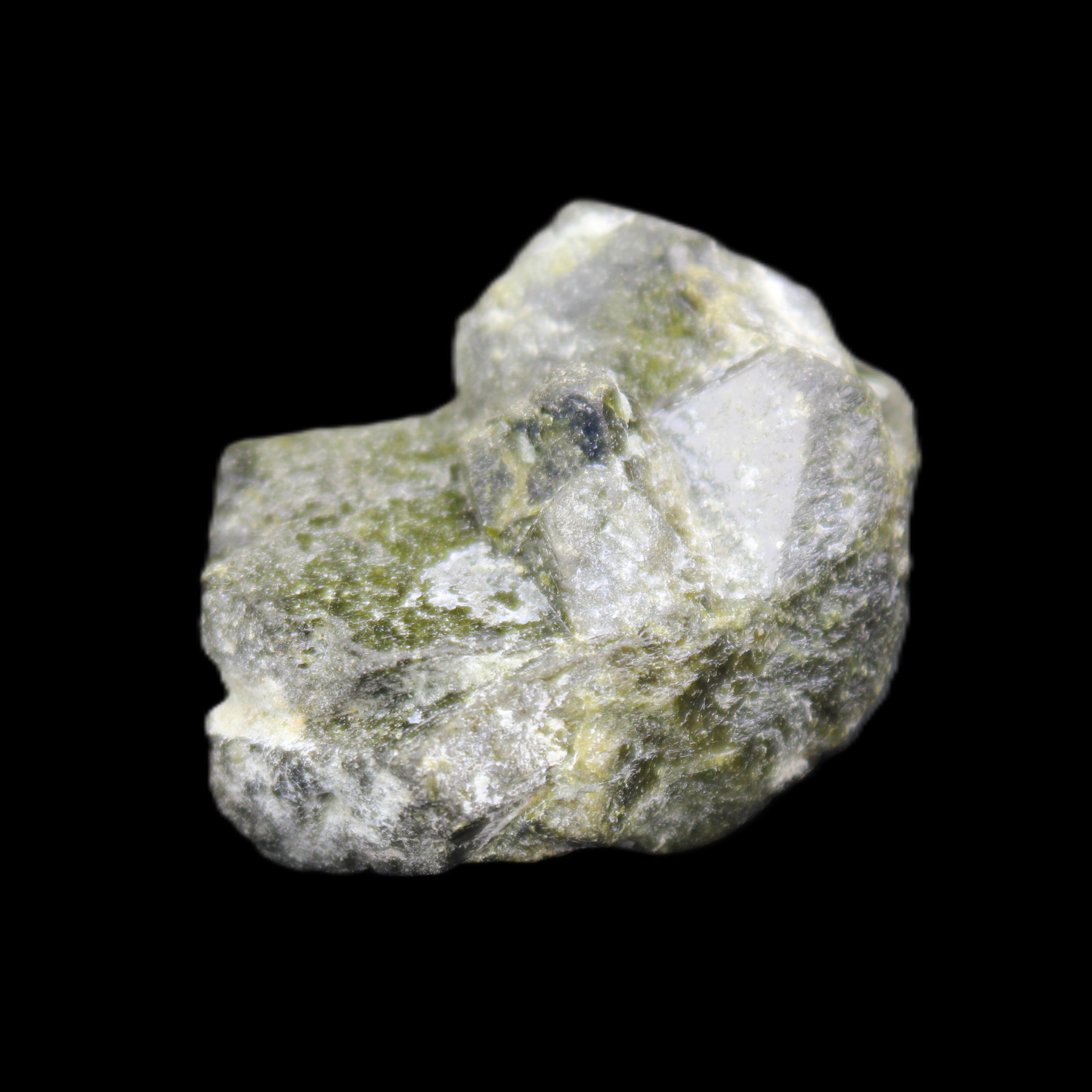 Epidote cluster specimen 37*32*22mm 37.9g in sunlight - Rocks and Things Store