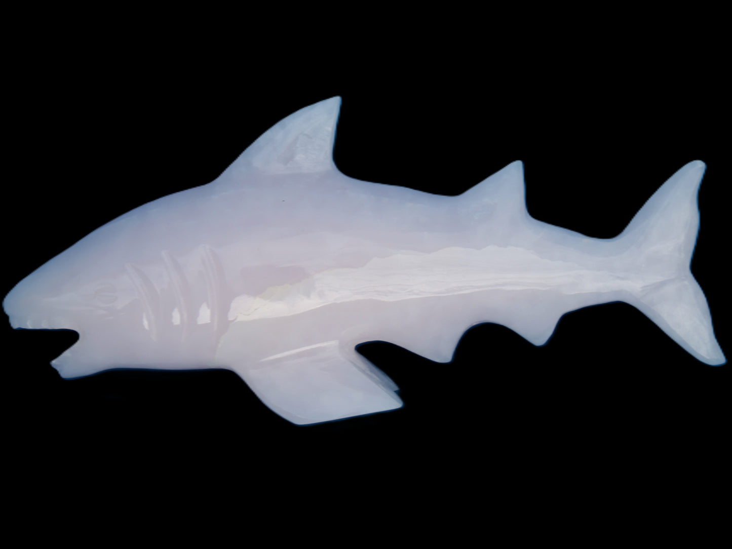 Mangano Calcite hand-carved shark 687g Rocks and Things