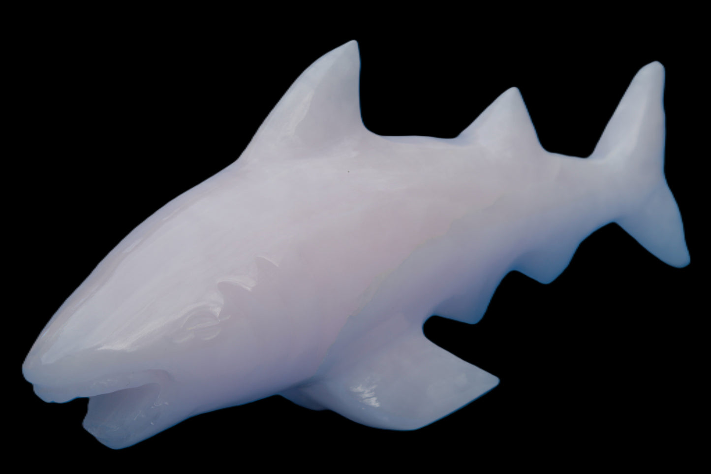 Mangano Calcite hand-carved shark 687g Rocks and Things