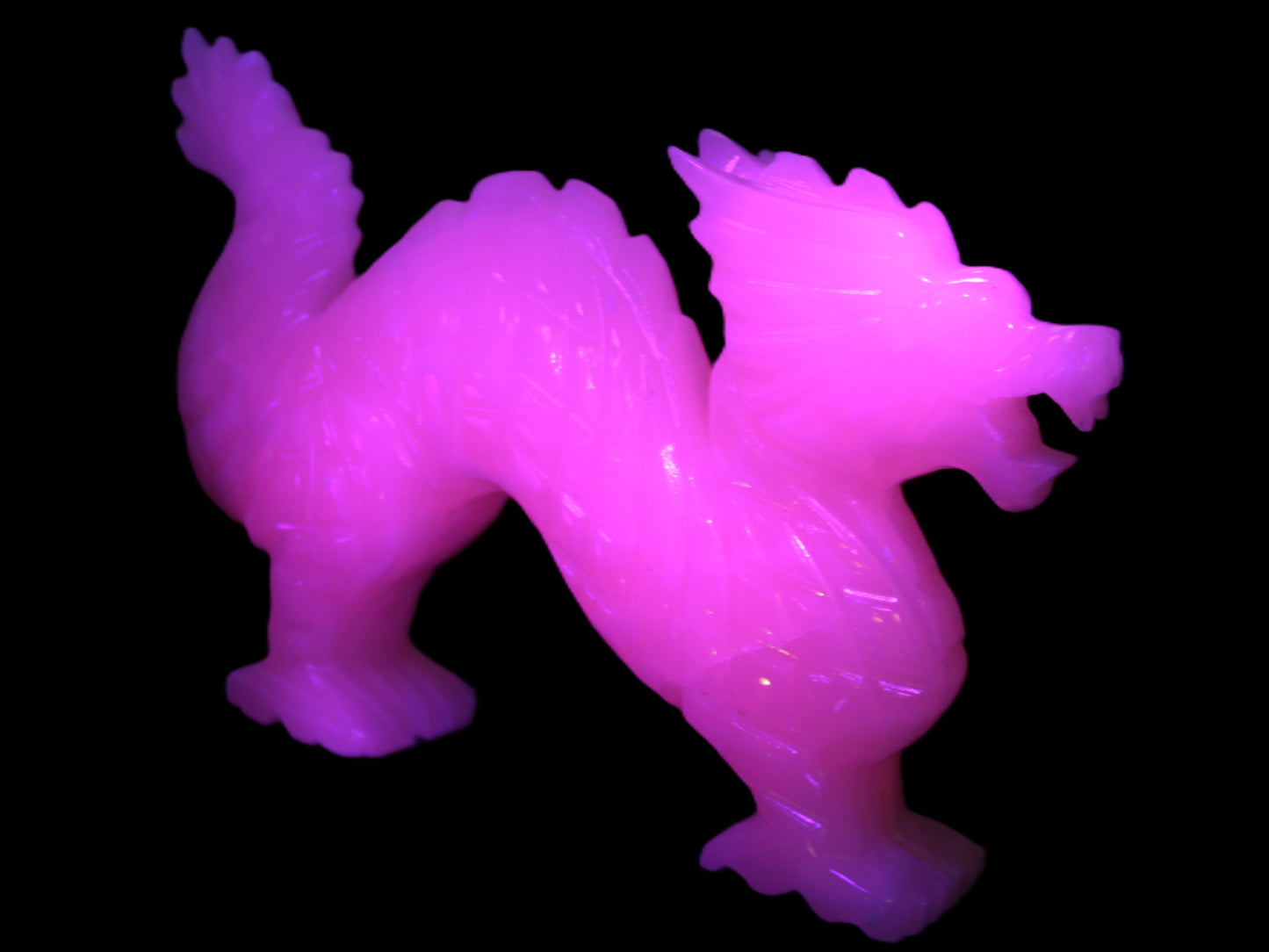 Mangano Calcite hand-carved Dragon 952g Rocks and Things