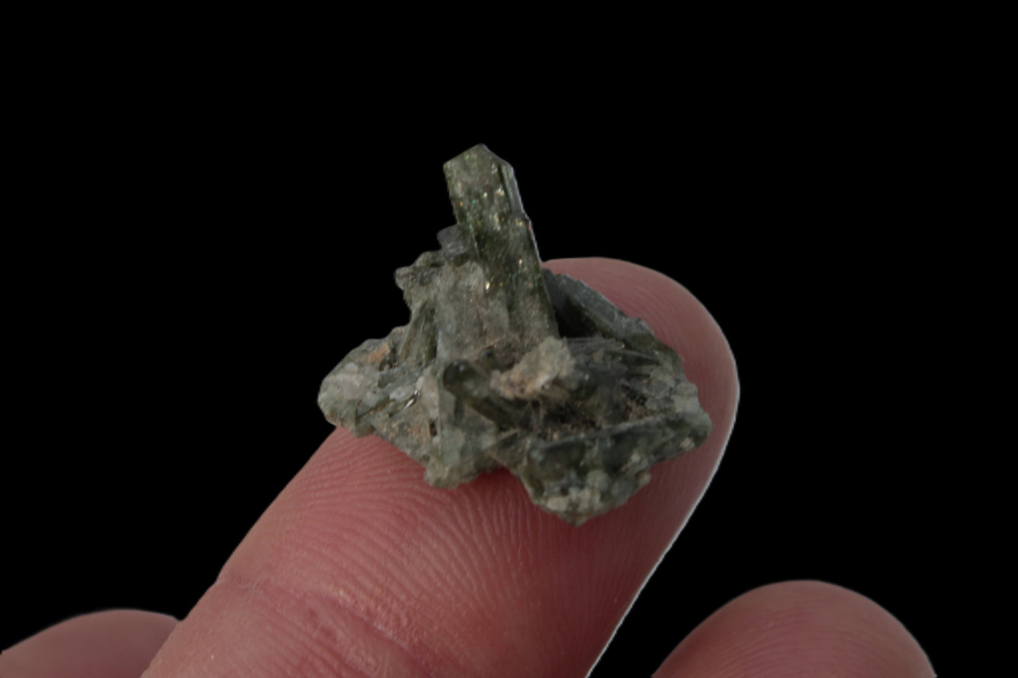 Tiny green Epidote cluster 11ct 2.2g Rocks and Things