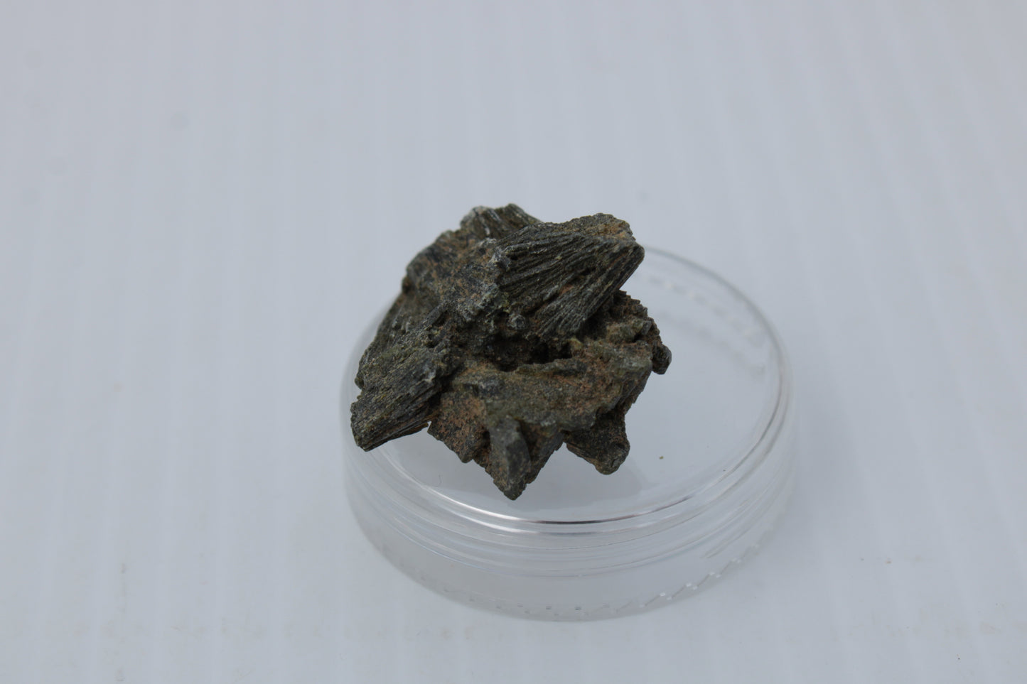 Epidote crystal 46.6ct 9.3g Rocks and Things