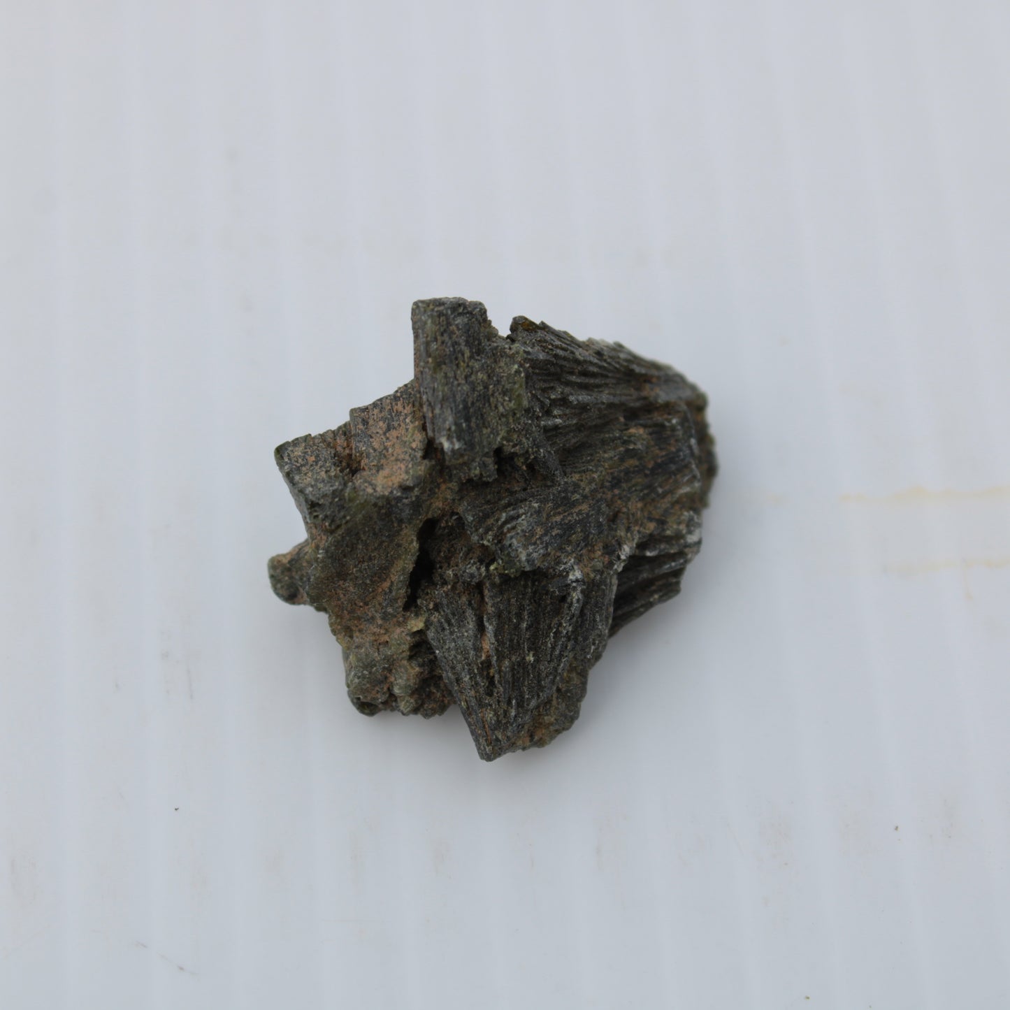 Epidote crystal 46.6ct 9.3g Rocks and Things