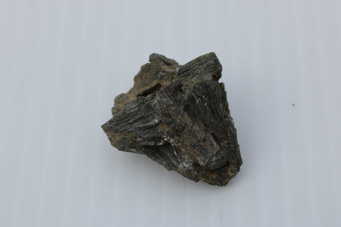 Epidote crystal 46.6ct 9.3g Rocks and Things