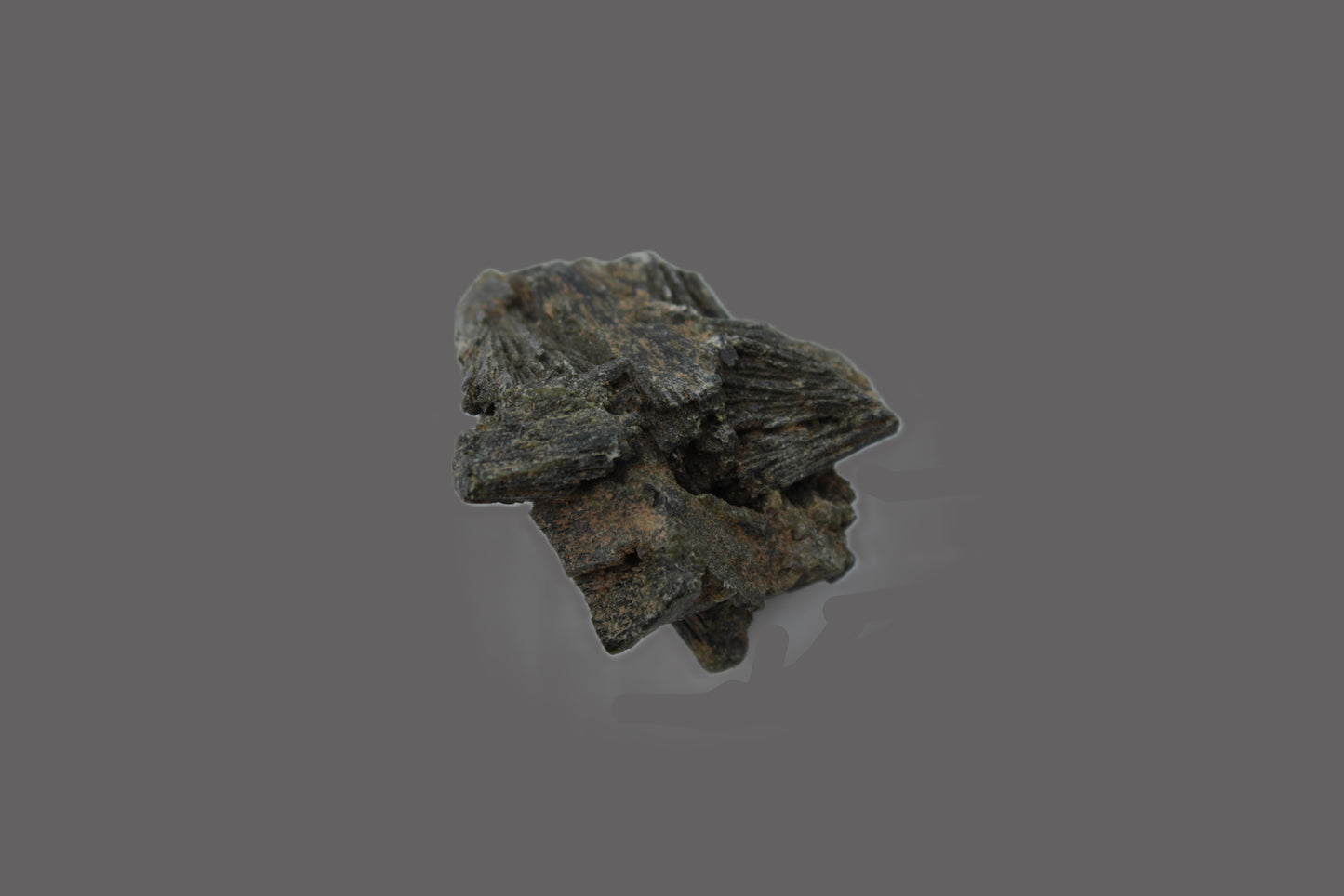 Epidote crystal 46.6ct 9.3g Rocks and Things