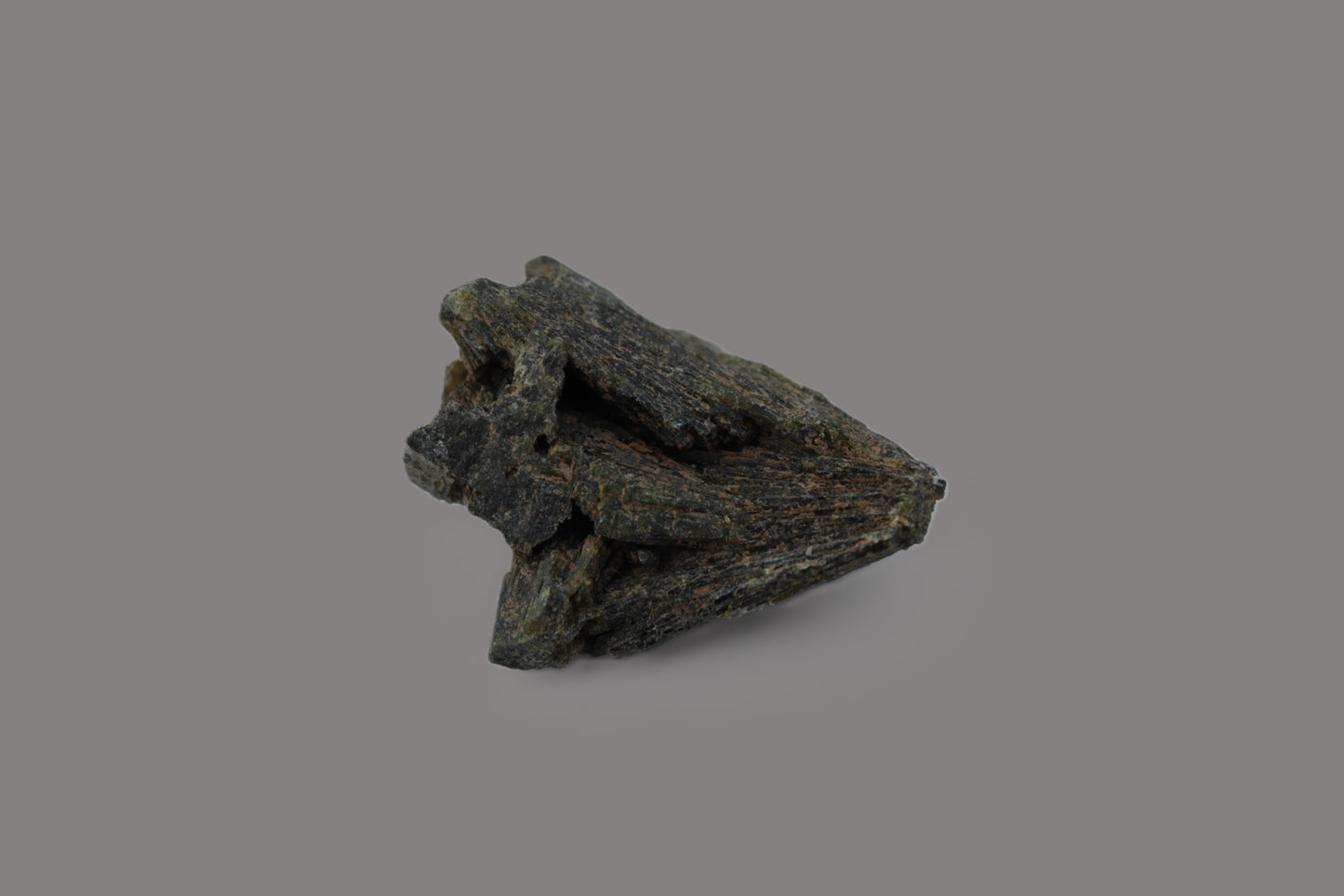 Epidote crystal 46.6ct 9.3g Rocks and Things