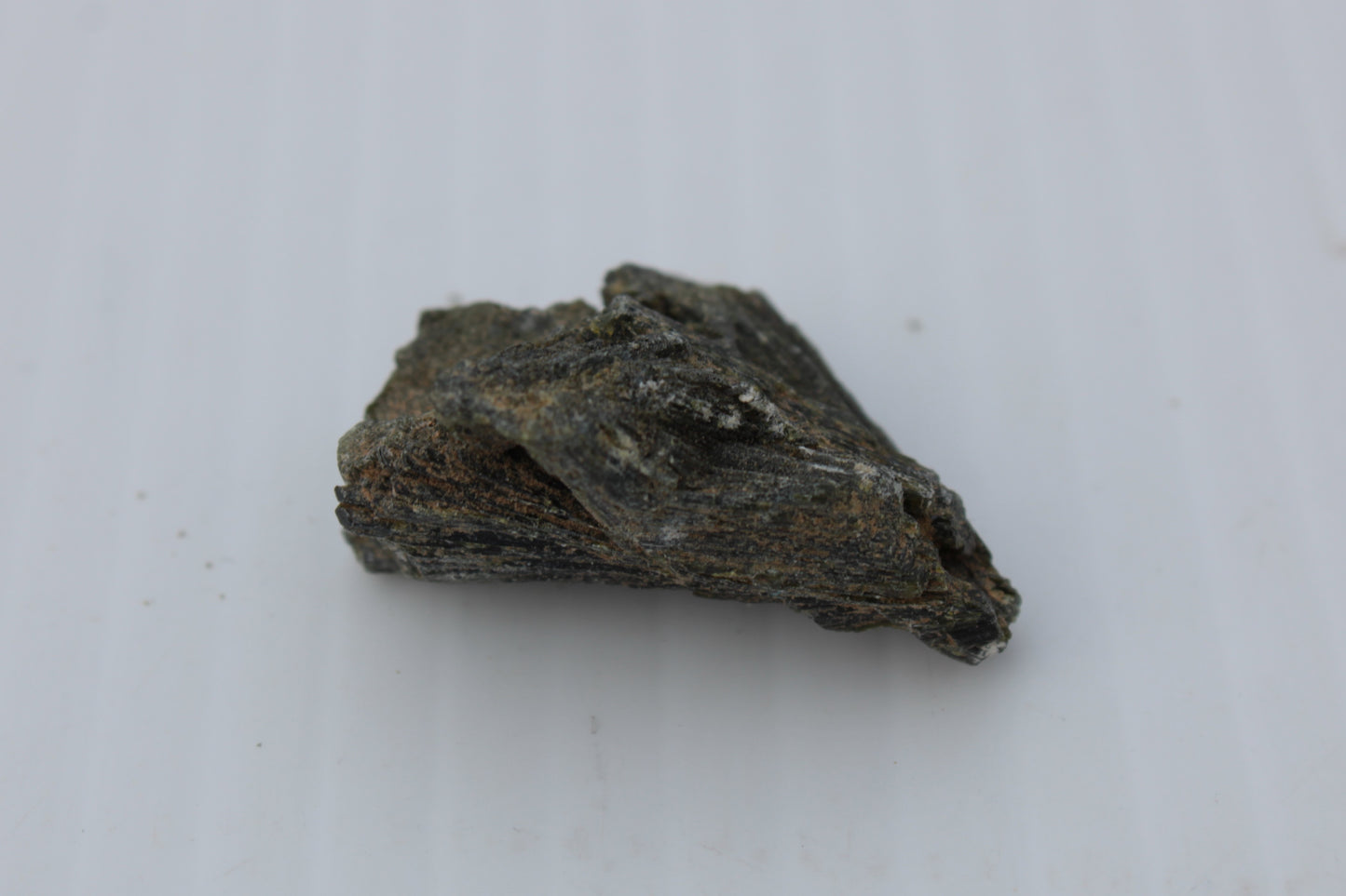 Epidote crystal 46.6ct 9.3g Rocks and Things