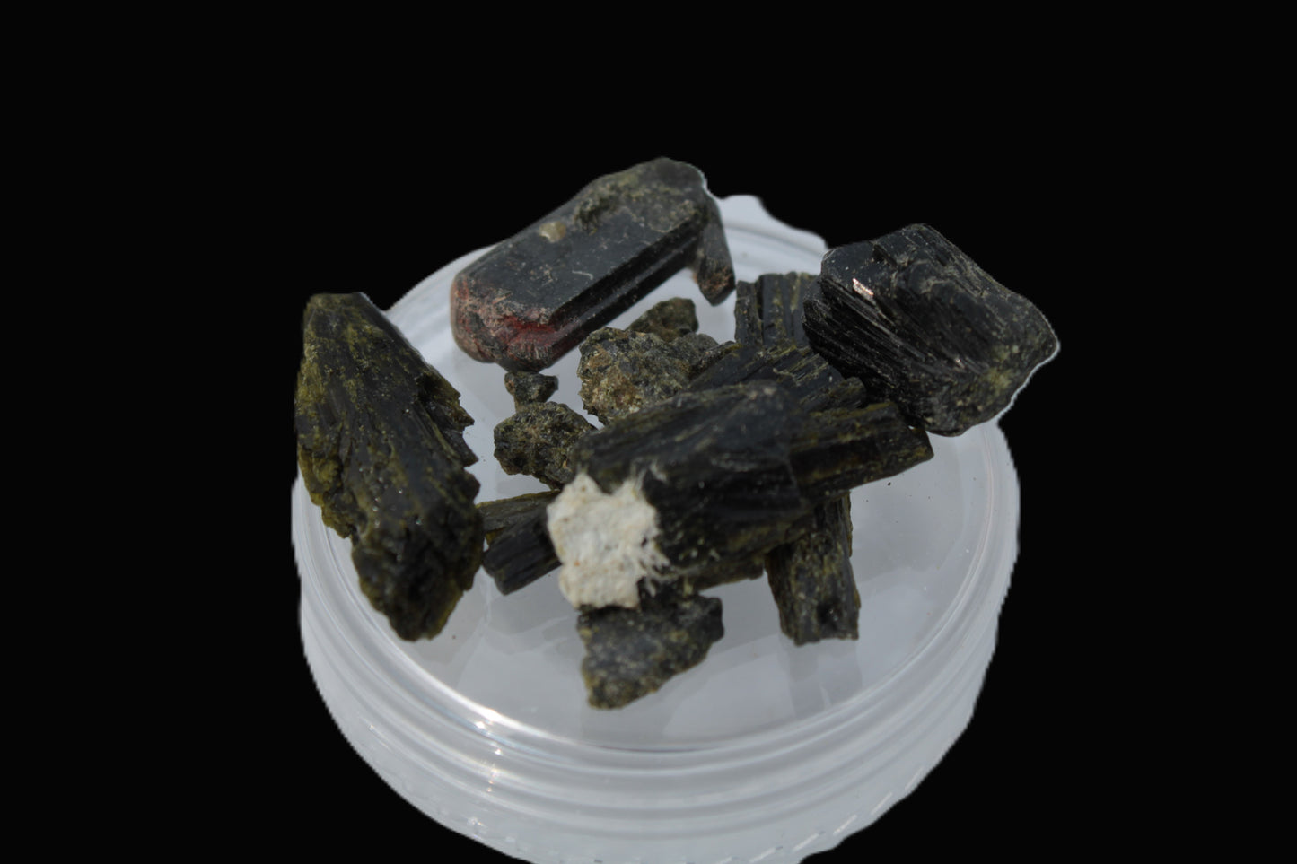 Epidote crystals and clusters 38ct 7.6g Rocks and Things