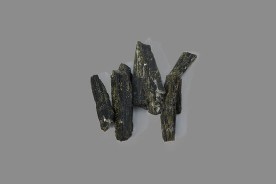 Epidote 5 crystals 38ct 7.7g Rocks and Things