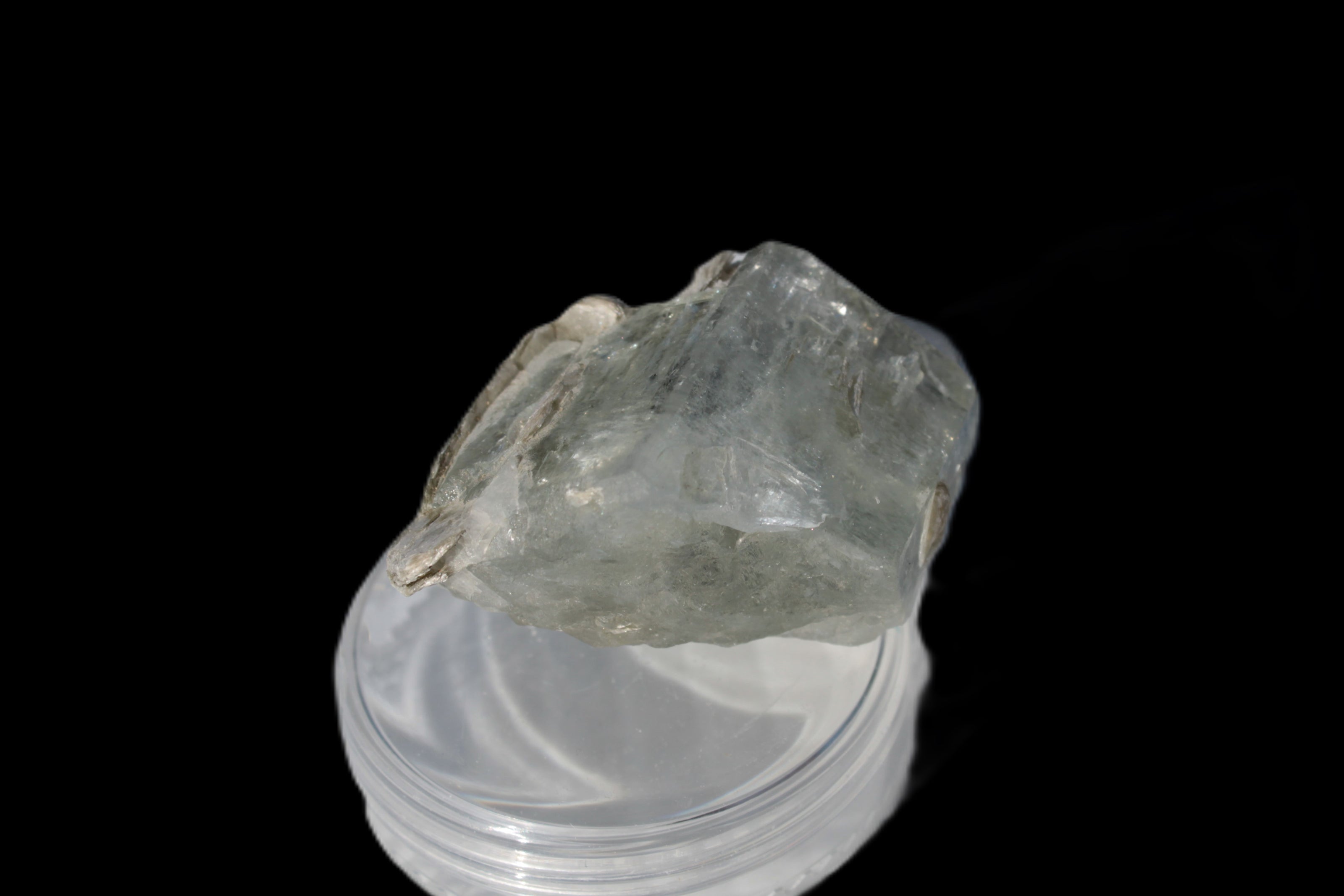 Terminated Clear Aquamarine crystal cluster with Mica 30mm 118.7ct 23.7g Rocks and Things