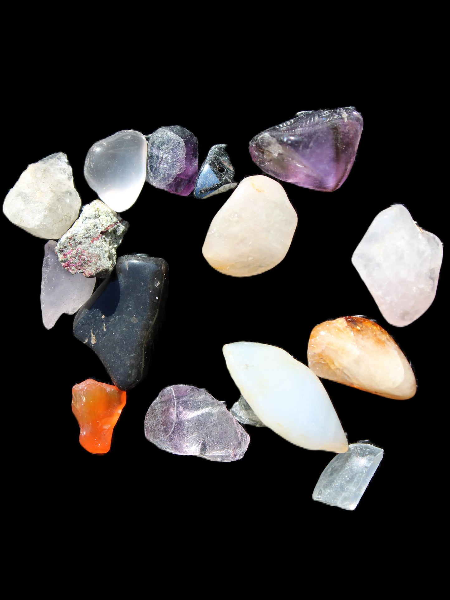 Mixed tiny crystals including Quartz and Rose Quartz 15.2g Rocks and Things