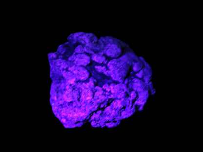 Malachite 58g in UV light