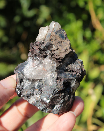 Hematite, Speculartite, Quartz and Rose Quartz mineral 181g