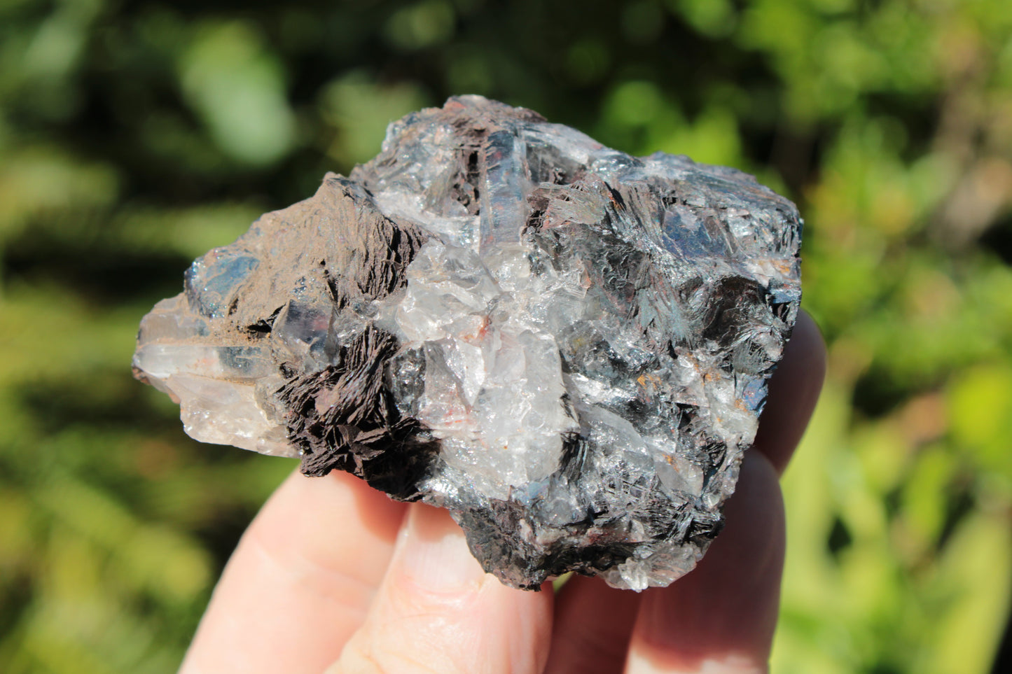 Hematite, Speculartite, Quartz and Rose Quartz mineral 181g