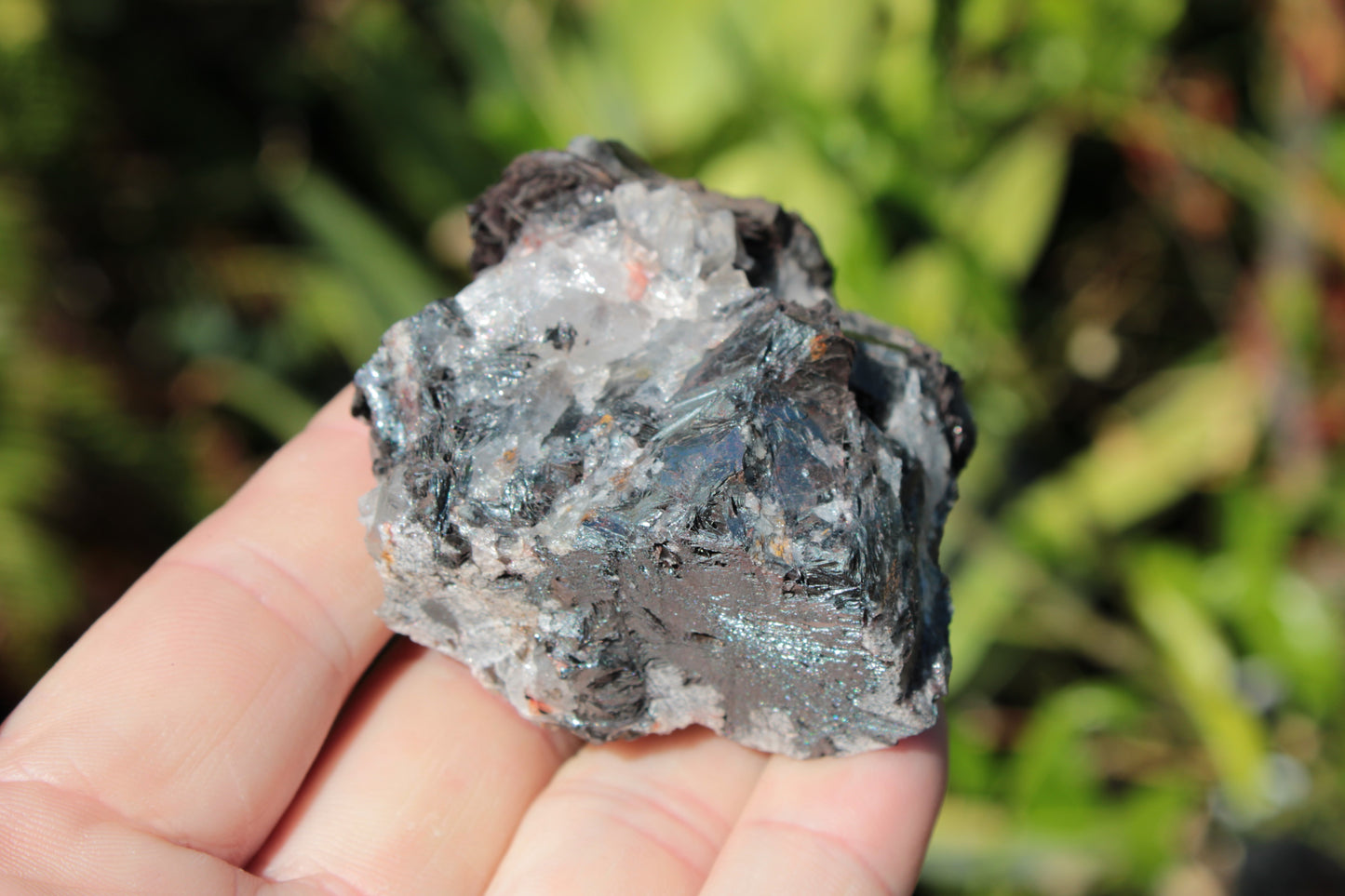 Hematite, Speculartite, Quartz and Rose Quartz mineral 181g