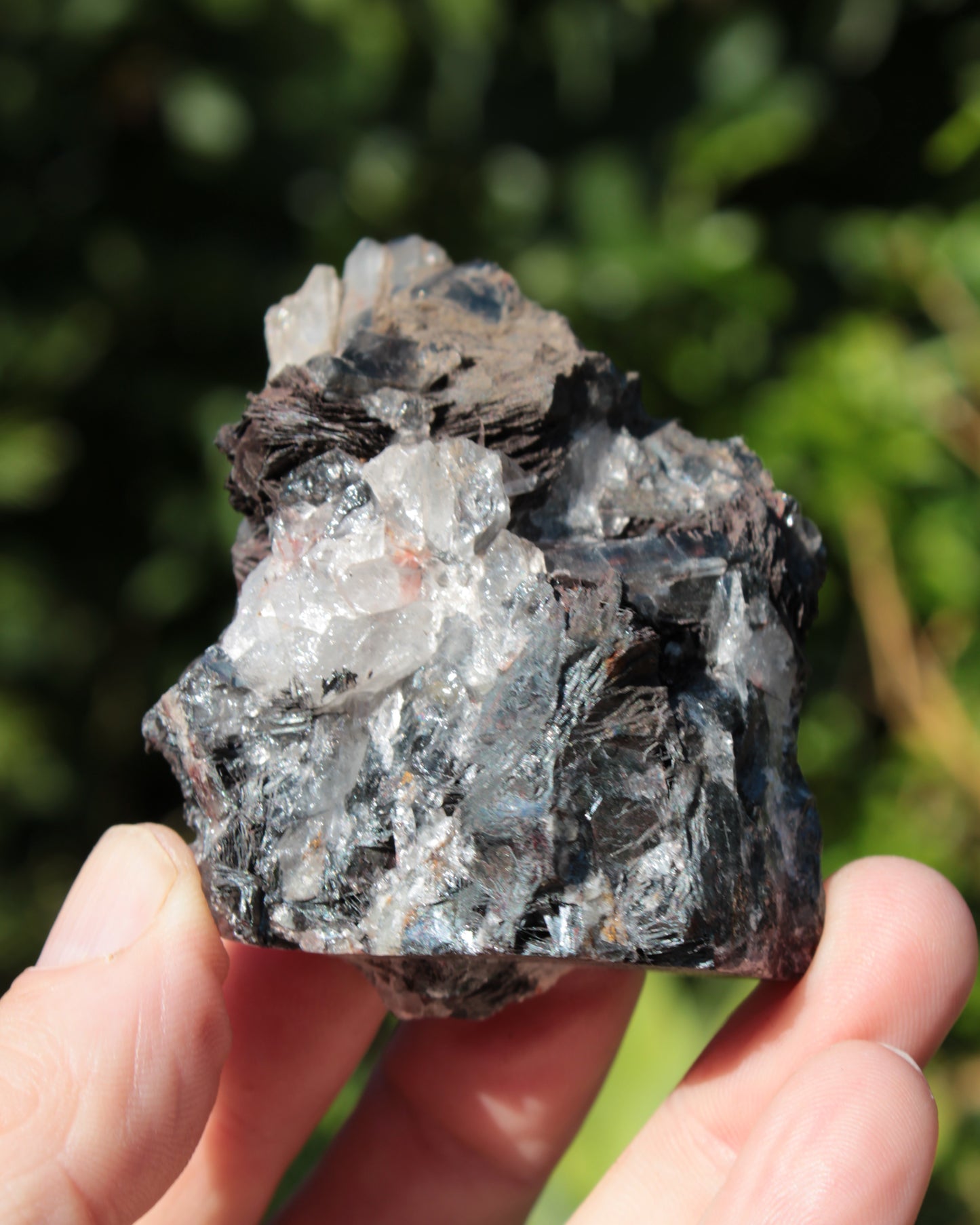 Hematite, Speculartite, Quartz and Rose Quartz mineral 181g