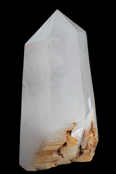 Clear White Quartz obelisk 14040g in sunlight