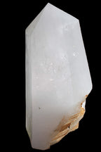 Clear White Quartz obelisk 14040g in sunlight