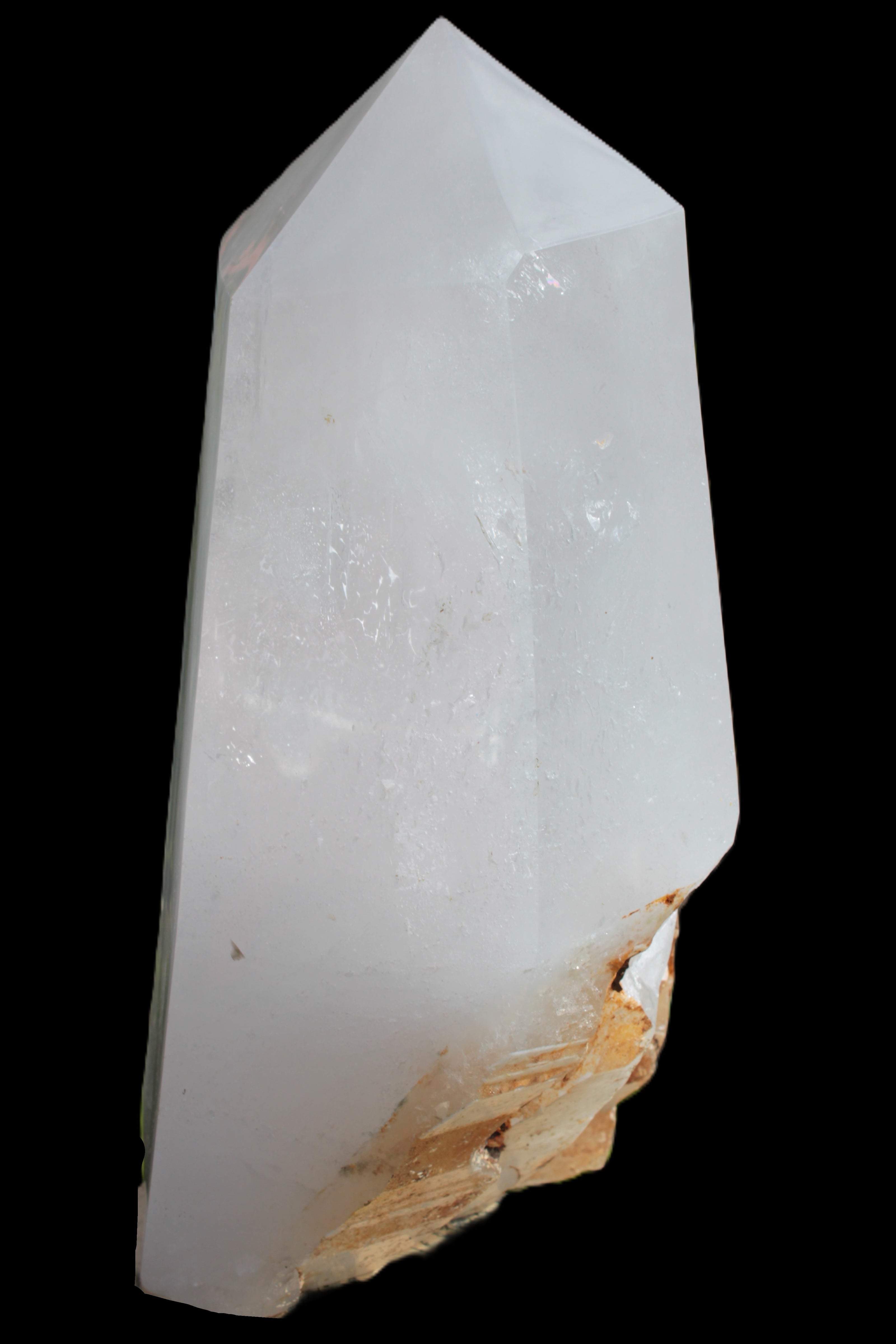 Clear White Quartz obelisk 14040g in sunlight