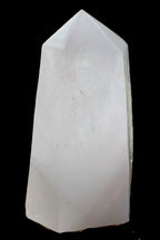 Clear White Quartz obelisk 14040g in sunlight
