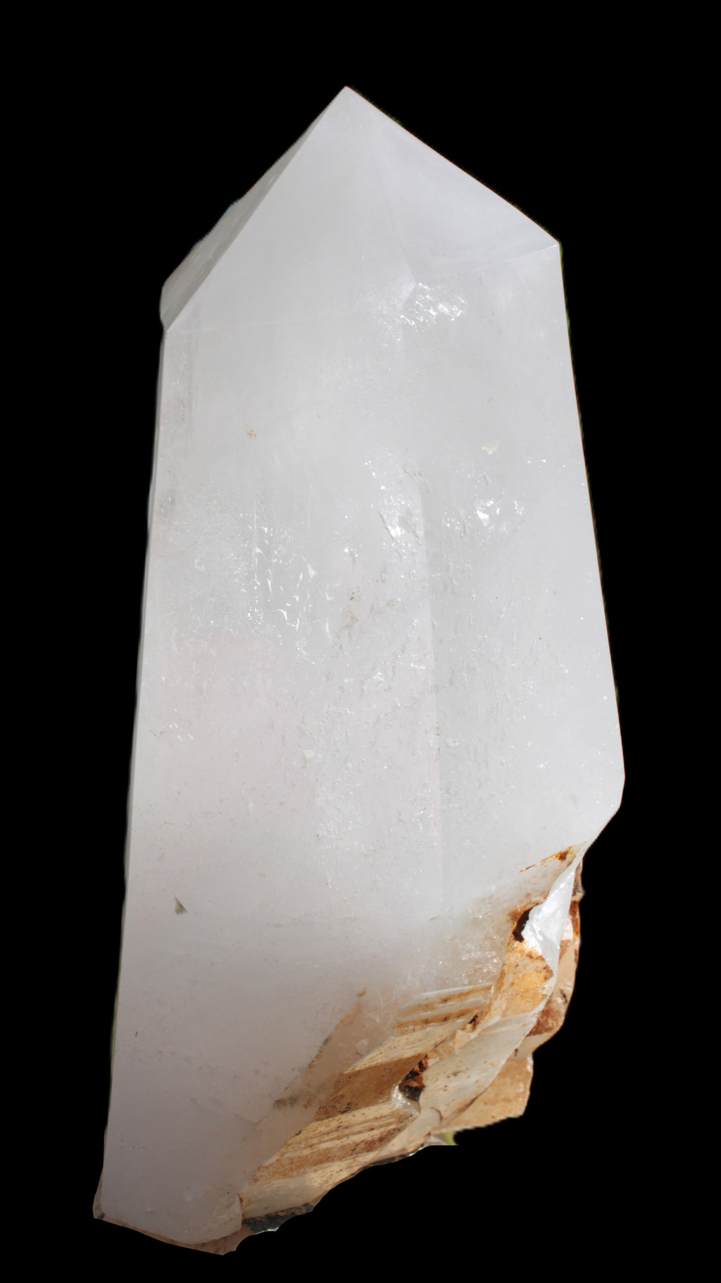 Clear White Quartz obelisk 14040g in sunlight