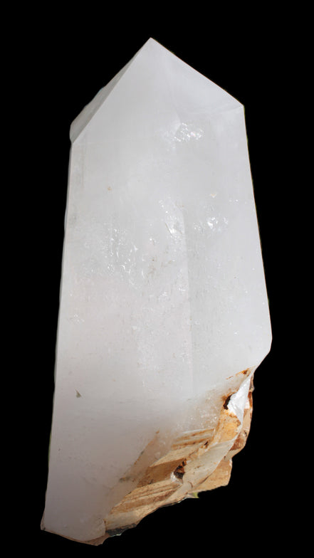 Clear White Quartz obelisk 14040g in sunlight