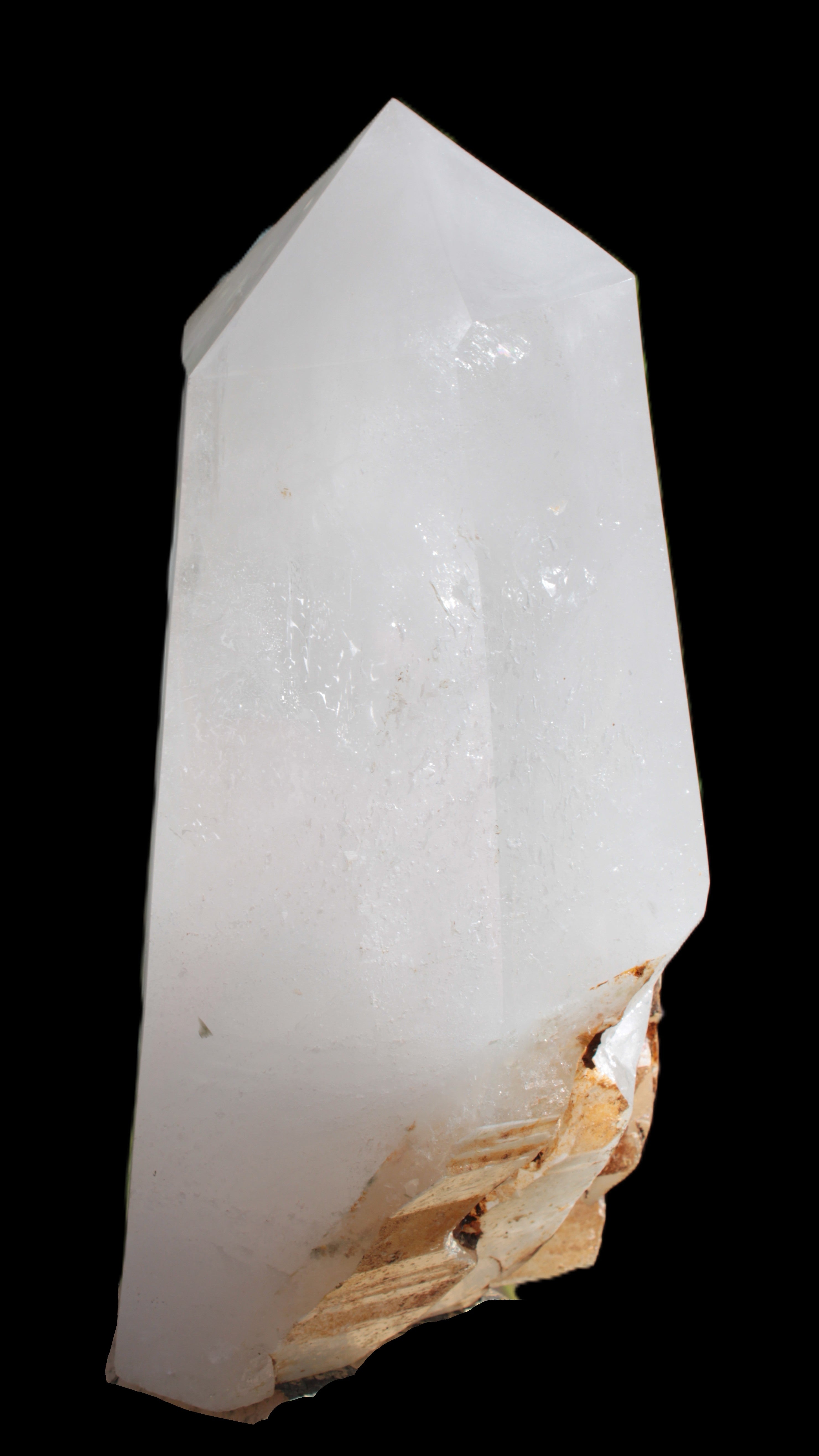 Clear White Quartz obelisk 14040g in sunlight