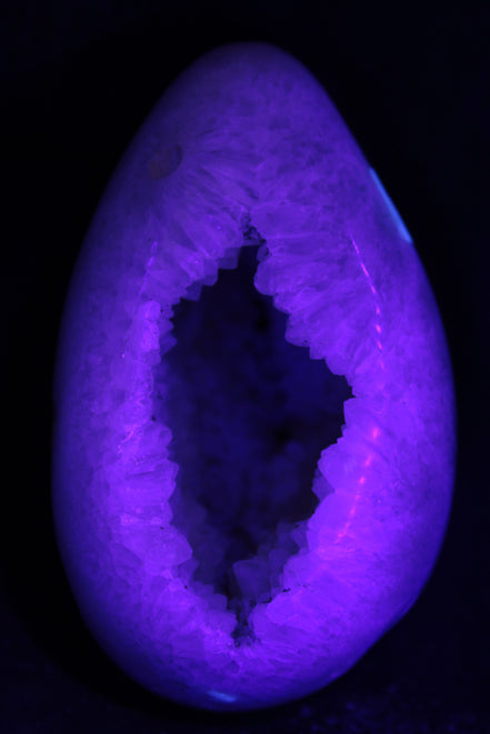 Agate Geode from Madagascar 446g in UV light - Rocks and Things Store
