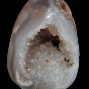 Agate geode 222g in sunlight - Rocks and Things Store