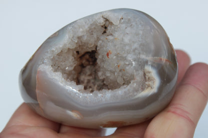 Agate geode 222g Rocks and Things