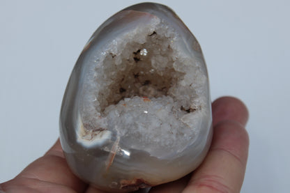 Agate geode 222g Rocks and Things