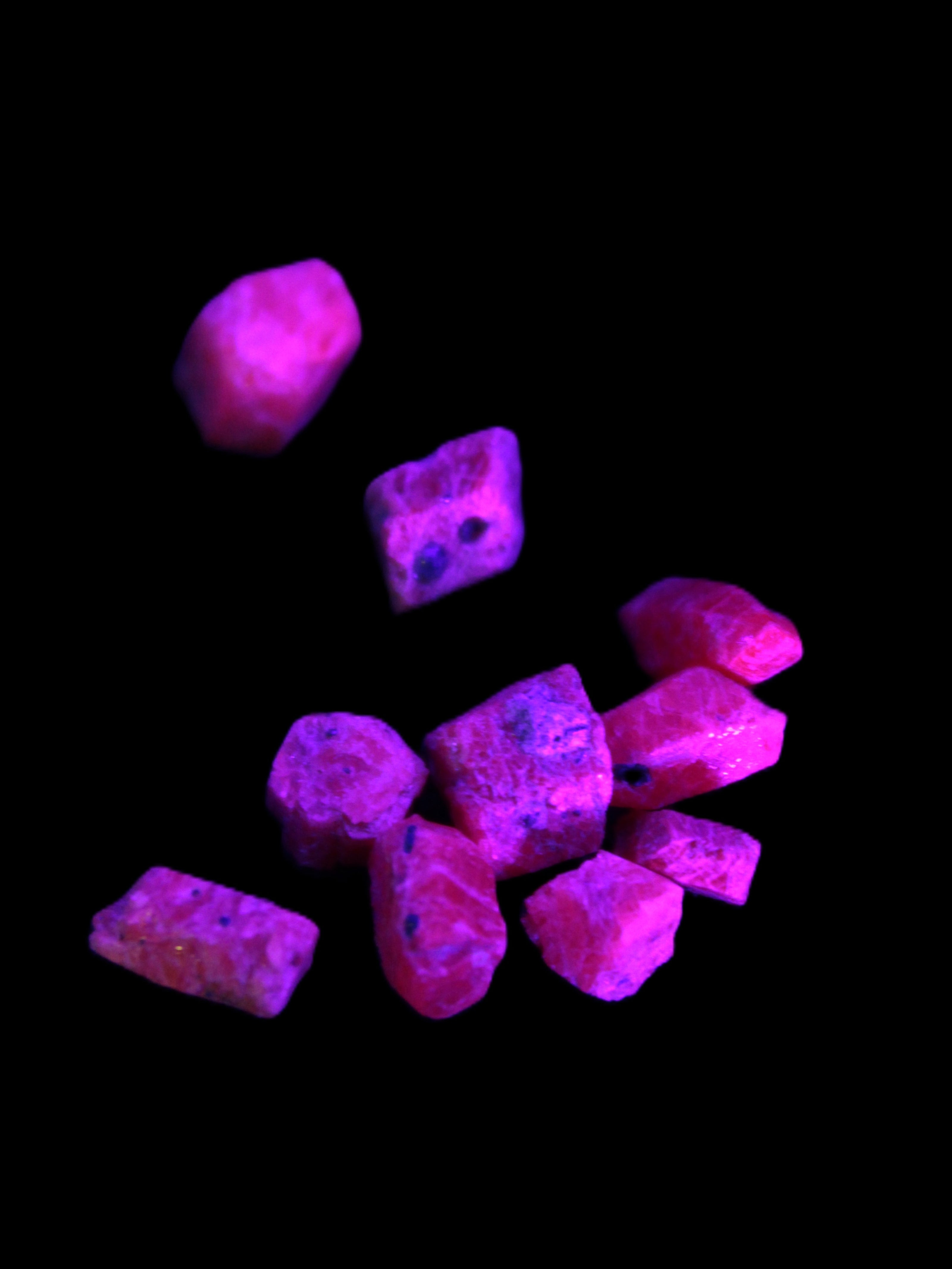 Ruby Corundum small natural crystals 4g Rocks and Things