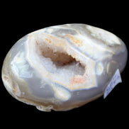 Agate geode 307g in sunlight - Rocks and Things Store