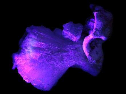 Apophyllite and Calcite Zeolite 77g Rocks and Things