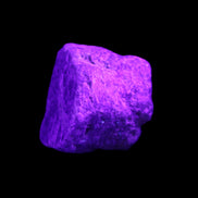 Blue Sapphire (unheated) 41g in UV light - Rocks and Things Store