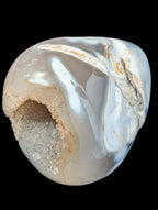 Agate geode 435g Rocks and Things