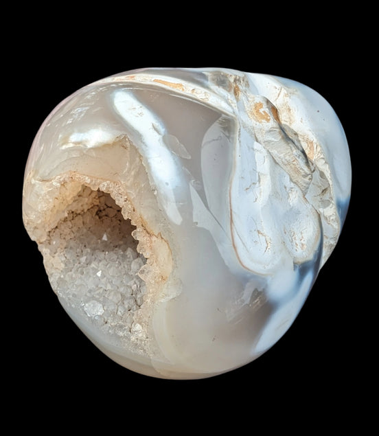 Agate geode 435g Rocks and Things