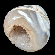 Agate geode 435g Rocks and Things