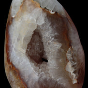 Agate geode 470g Rocks and Things