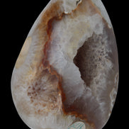 Agate geode 470g Rocks and Things