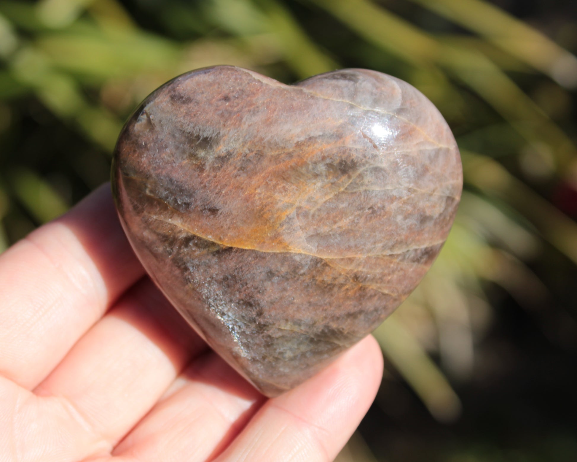 Black Moonstone heart 132g Rocks and Things