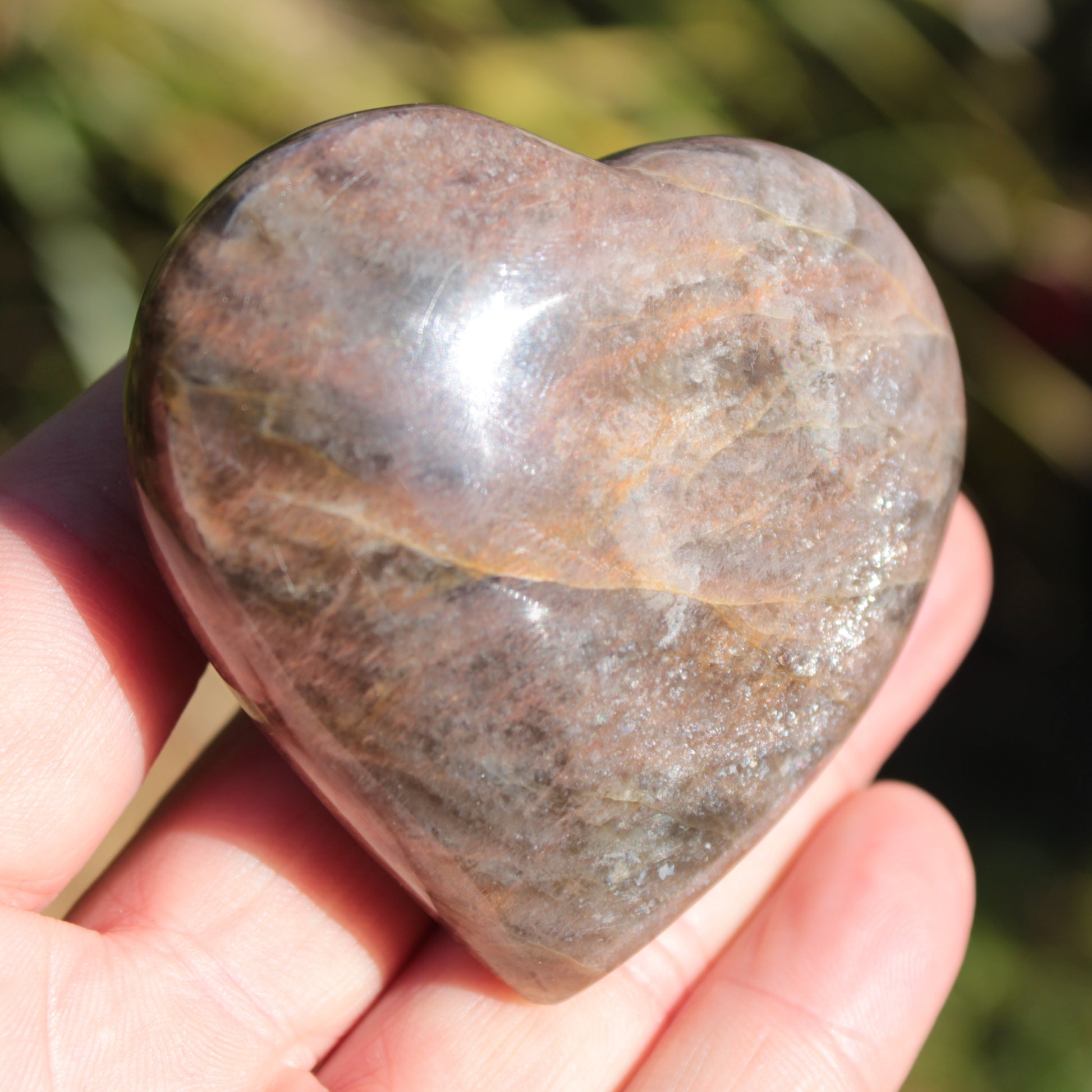 Black Moonstone heart 132g Rocks and Things