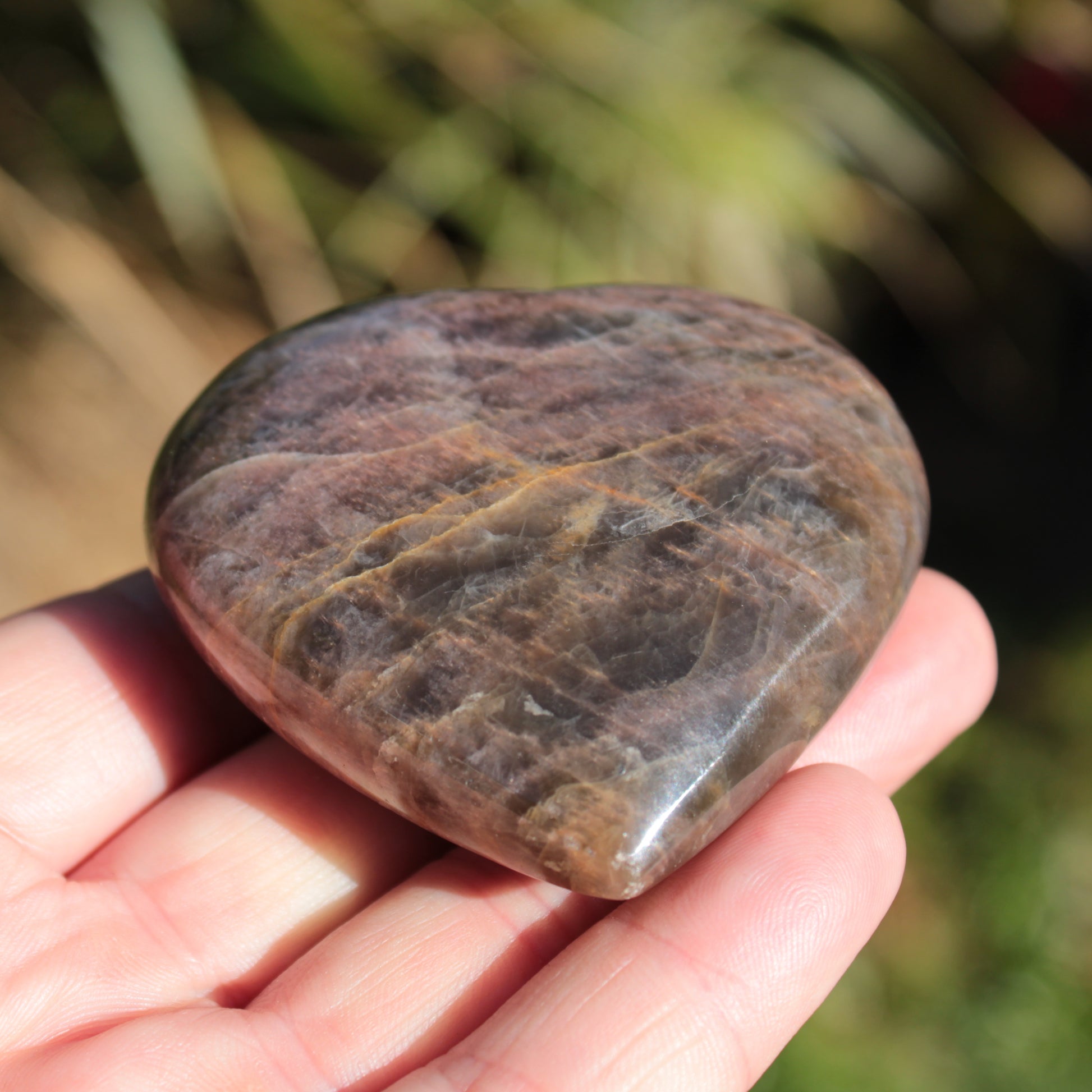 Black Moonstone heart 132g Rocks and Things