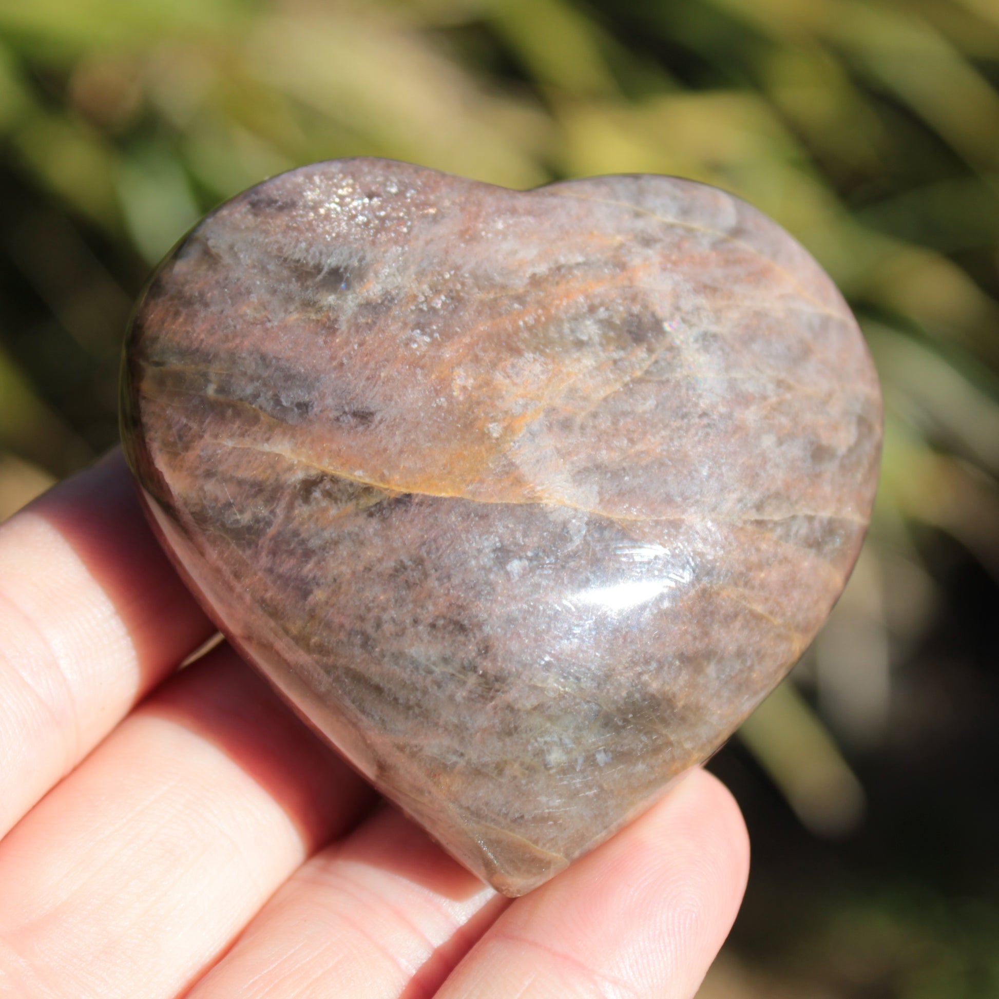 Black Moonstone heart 132g Rocks and Things