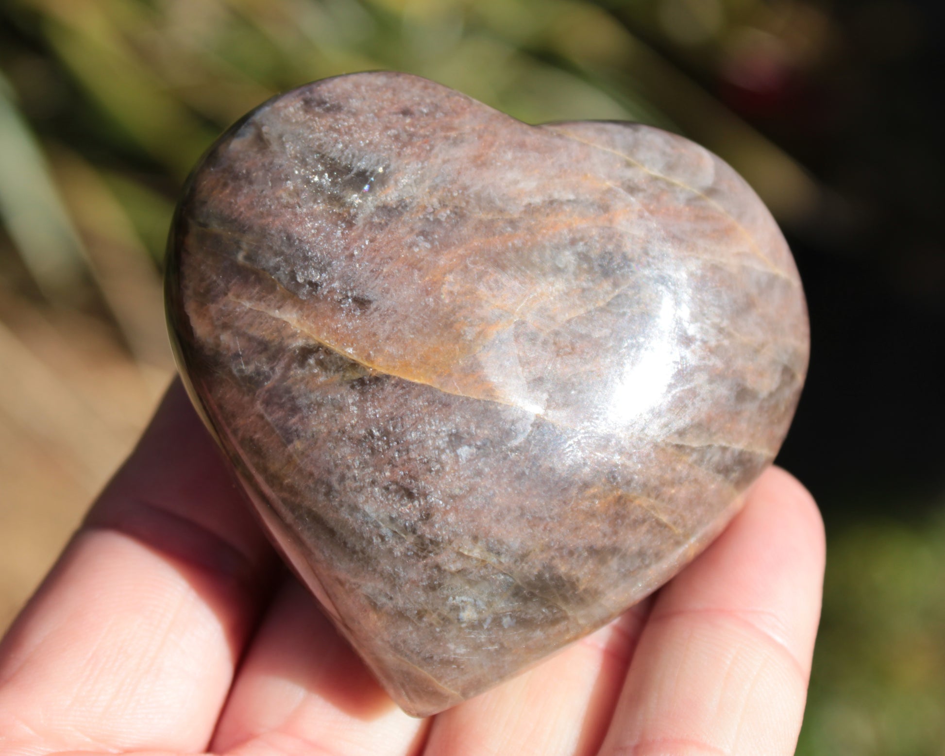 Black Moonstone heart 132g Rocks and Things